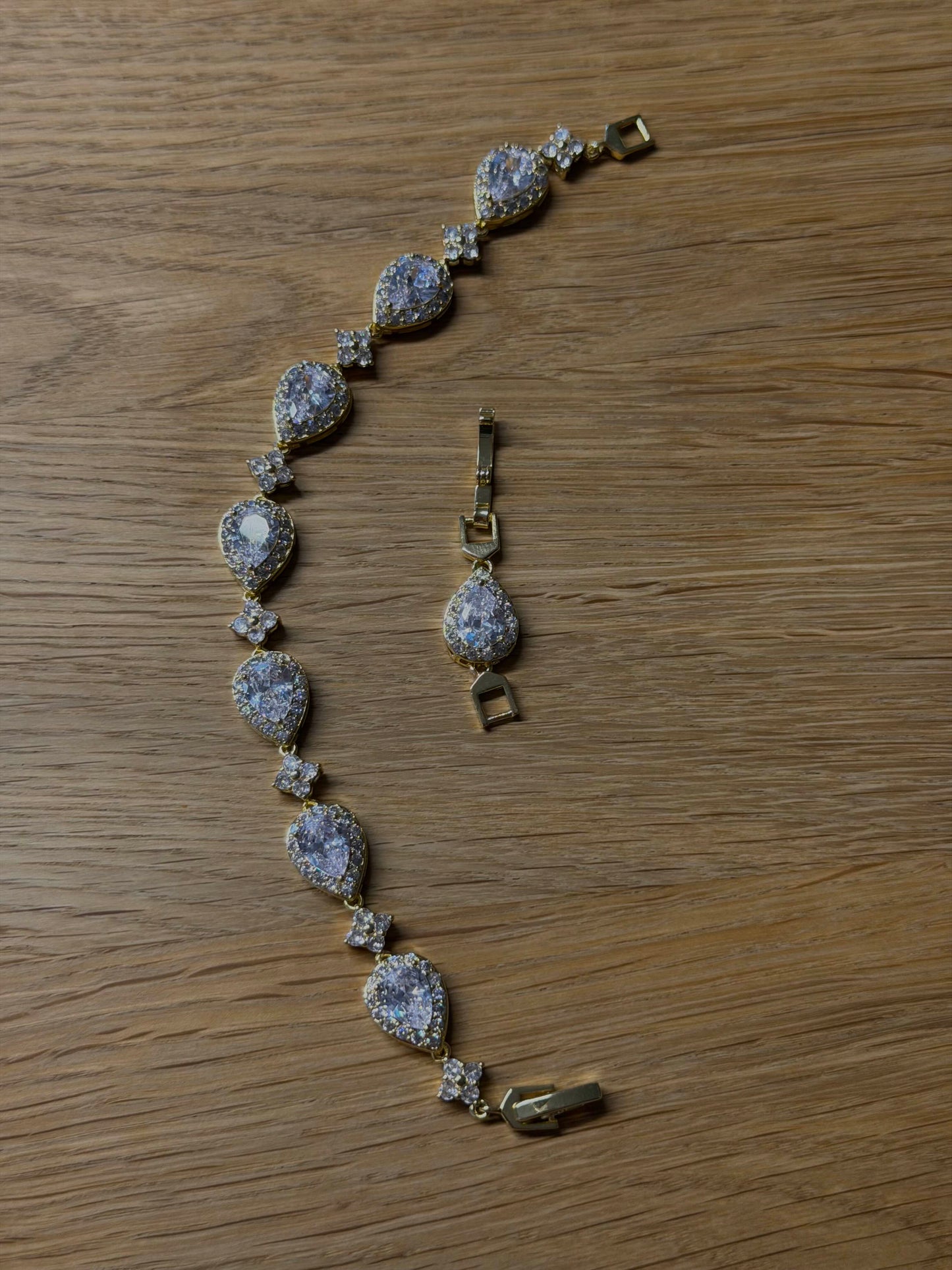 RainDrop Star Bracelet Gold