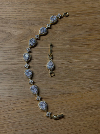 RainDrop Star Bracelet Gold